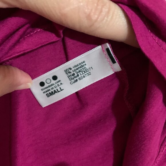 Three Dots Sleeveless V-Neck Fuchsia Tank Top Tunic Blouse. Size Small - Picture 5 of 8